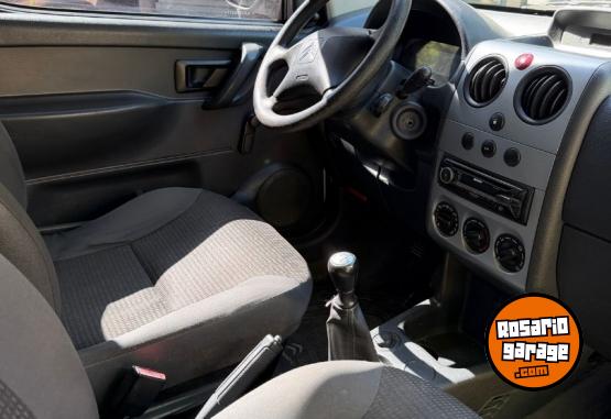 Utilitarios - Citroen FURGON HDI 2018 Diesel 127000Km - En Venta