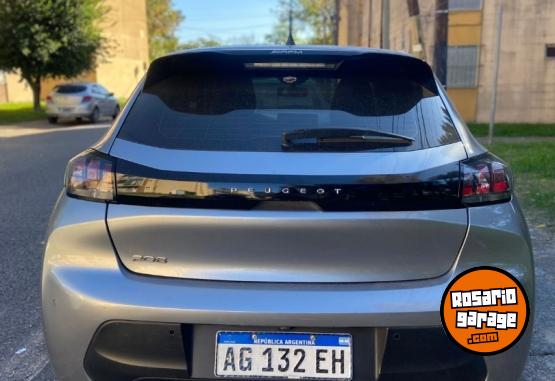 Autos - Peugeot 208 2023 Nafta 40000Km - En Venta