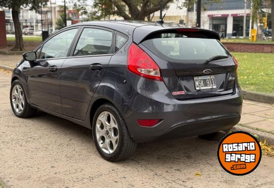 Autos - Ford FIESTA TITANIUM 5P 2013 Nafta 105000Km - En Venta