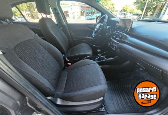 Autos - Fiat CRONOS DRIVE PACK PLUS 2023 GNC 80000Km - En Venta