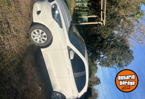 Autos - Ford KA 2016 GNC 110000Km - En Venta