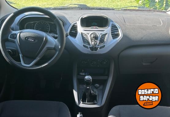 Autos - Ford KA 2016 GNC 110000Km - En Venta