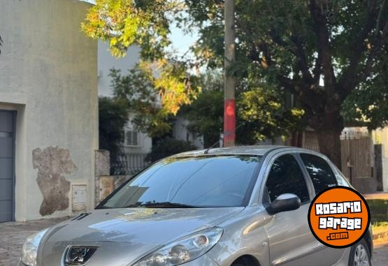 Autos - Peugeot 207 compact 2012 Nafta 64000Km - En Venta