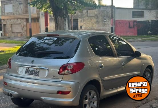 Autos - Peugeot 207 compact 2012 Nafta 64000Km - En Venta