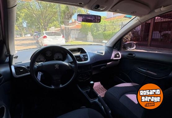 Autos - Peugeot 207 compact 2012 Nafta 64000Km - En Venta
