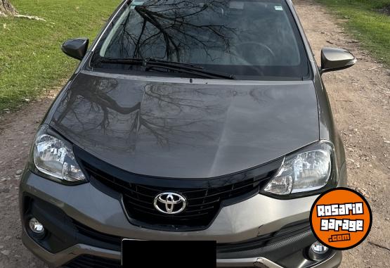 Autos - Toyota Etios Xls 2020 Nafta 44000Km - En Venta