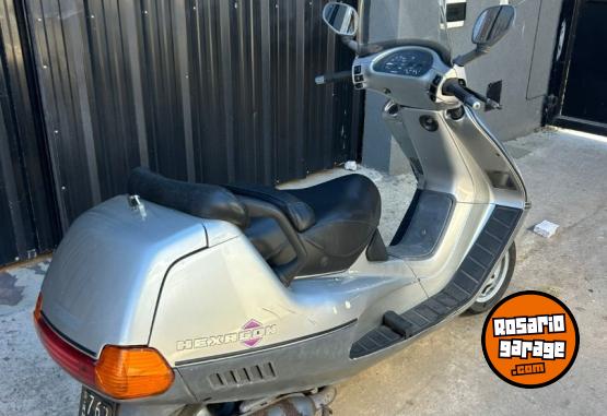 Motos - Piaggio Hexagon 150 1998 Nafta 32500Km - En Venta