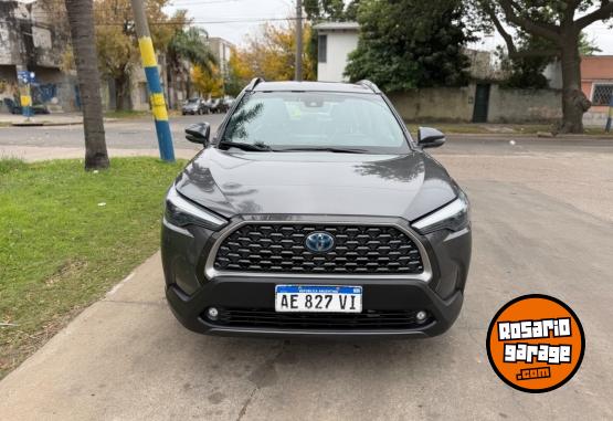 Autos - Toyota Corolla cross 2021 Electrico / Hibrido 139000Km - En Venta