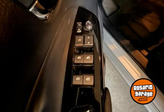 Autos - Toyota Yaris XLS 2022 Nafta 47000Km - En Venta