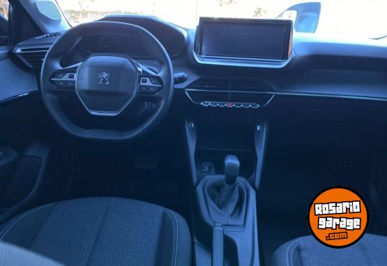 Autos - Peugeot 208 2024 Nafta 13000Km - En Venta