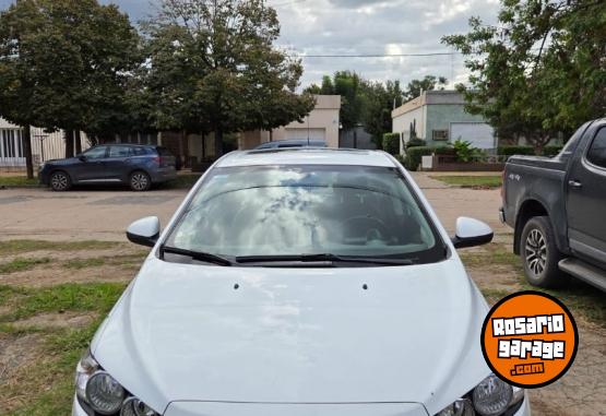 Autos - Chevrolet SONIC 2013 Nafta 77000Km - En Venta