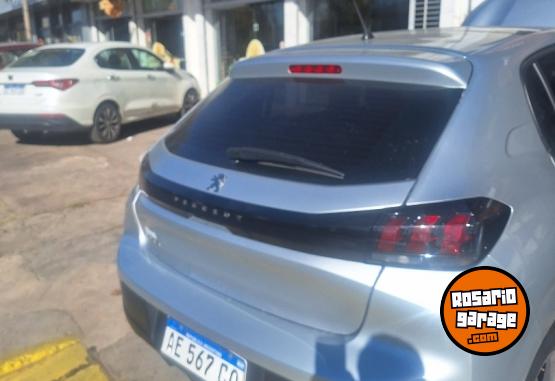 Autos - Peugeot 208 2021 Nafta 20000Km - En Venta