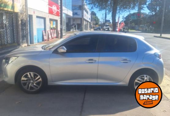 Autos - Peugeot 208 2021 Nafta 20000Km - En Venta
