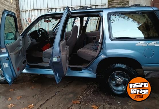 Camionetas - Ford 1997 Explorer 1997 GNC 285000Km - En Venta