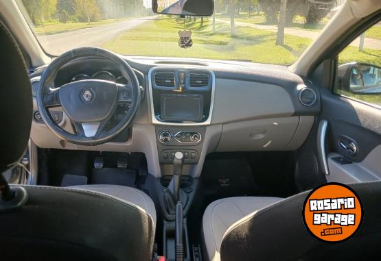 Autos - Renault Logan 2014 Nafta 170000Km - En Venta