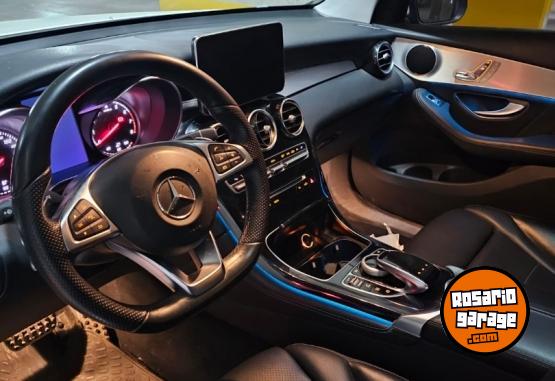 Camionetas - Mercedes Benz GLC 300 OFF ROAD 2017 Nafta 171000Km - En Venta