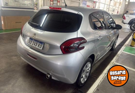 Autos - Peugeot 208 ACTIVE 1.5 N 2018 Nafta 19500Km - En Venta