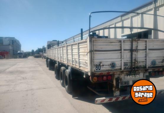 Camiones y Grúas - Semirremolque Randon 2+1 - En Venta