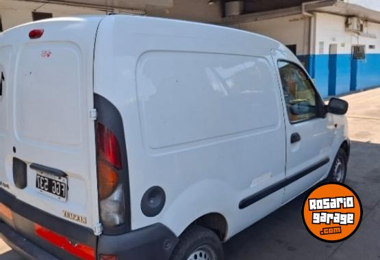 Utilitarios - Renault Kangoo 2005 Nafta 173106Km - En Venta