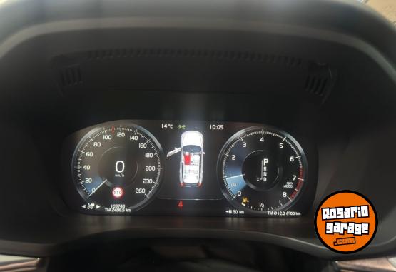Autos - Volvo XC60 MOMENTUN T5 AWD 2021 Nafta 103743Km - En Venta