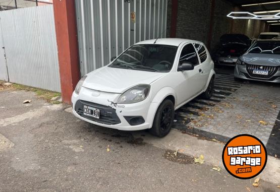 Autos - Ford ka viral 1.0 2013 GNC 196000Km - En Venta