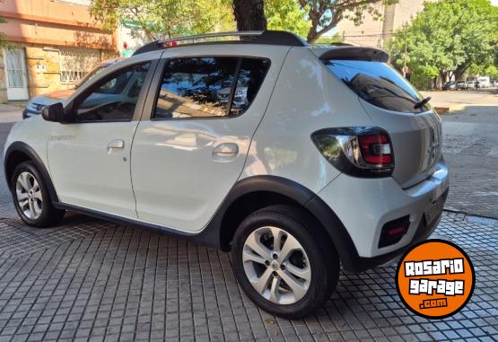 Autos - Renault Sandero stepway privilege 2015 Nafta 110000Km - En Venta