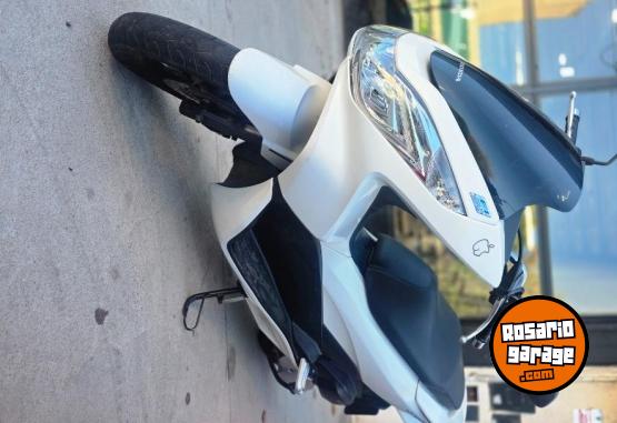 Motos - Honda PCX 2018 Nafta  - En Venta