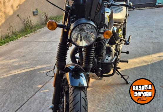 Motos - Royal Enfield HNTR 350 2025 Nafta 4200Km - En Venta