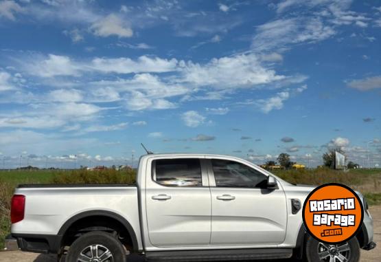 Camionetas - Ford Ranger XLT 2024 Diesel 45250Km - En Venta
