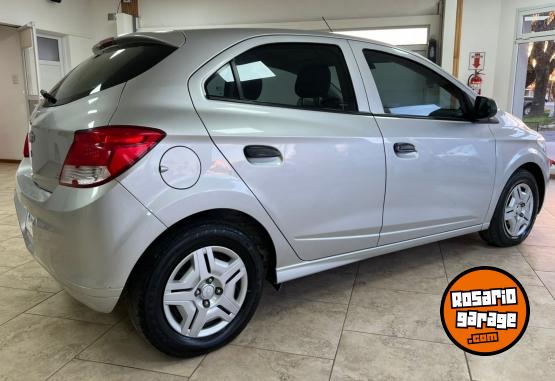 Autos - Chevrolet ONIX JOY 2018 Nafta 77118Km - En Venta