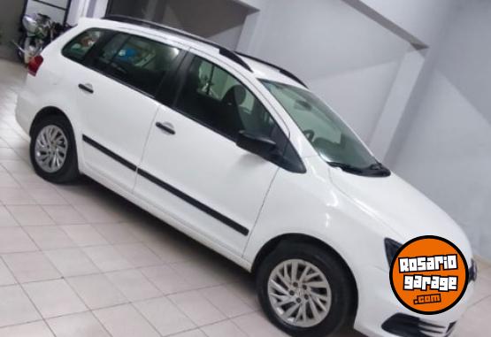 Autos - Volkswagen SURAN CONFORTLINE 2017 GNC 157000Km - En Venta