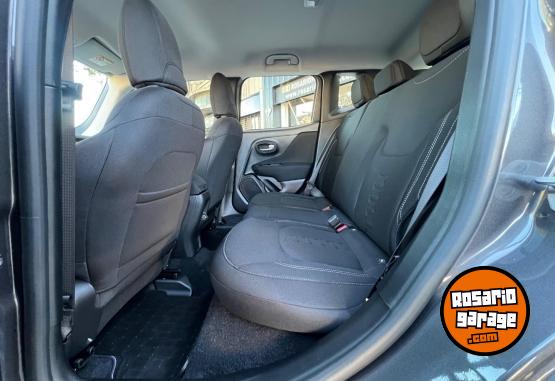 Camionetas - Chrysler Jeep Renegade 2026 Nafta 0Km - En Venta