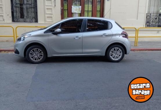 Autos - Peugeot 208 ALLURE 1.6 2018 Nafta 79000Km - En Venta