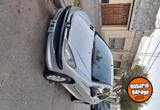 Autos - Peugeot 206 2004 Diesel 216000Km - En Venta