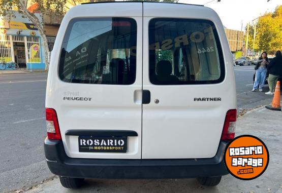 Utilitarios - Peugeot Partner 2017 Nafta 82000Km - En Venta