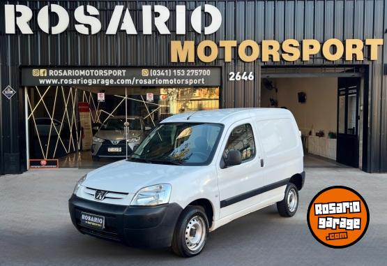 Utilitarios - Peugeot Partner 2017 Nafta 82000Km - En Venta