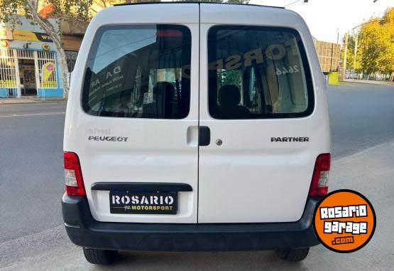 Utilitarios - Peugeot Partner 2017 Nafta 82000Km - En Venta