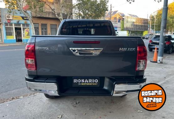 Camionetas - Toyota Hilux 2022 Diesel 100000Km - En Venta