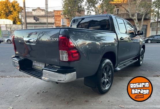 Camionetas - Toyota Hilux 2022 Diesel 100000Km - En Venta