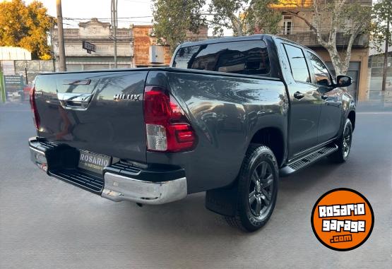 Camionetas - Toyota Hilux 2022 Diesel 100000Km - En Venta