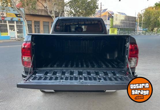 Camionetas - Toyota Hilux 2022 Diesel 100000Km - En Venta