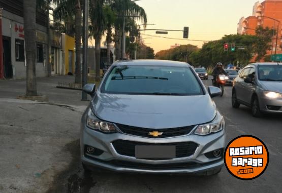 Autos - Chevrolet Cruze LT 2018 Nafta 100000Km - En Venta