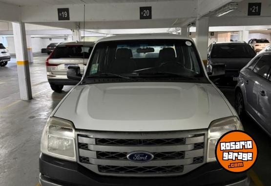 Camionetas - Ford Ranger 3.0 2012 Diesel 215000Km - En Venta