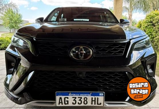 Camionetas - Toyota Sw4 SRX 2023 Diesel 42000Km - En Venta