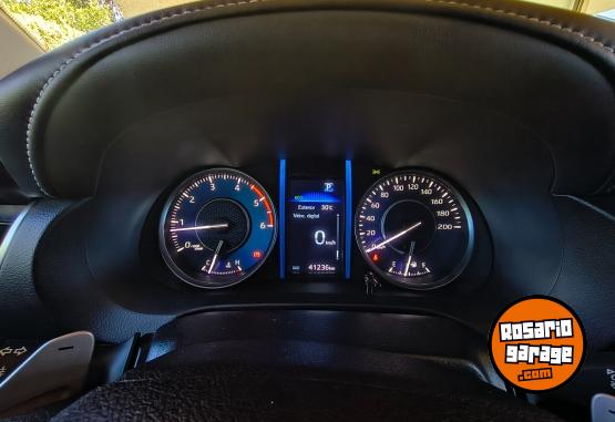Camionetas - Toyota Sw4 SRX 2023 Diesel 42000Km - En Venta