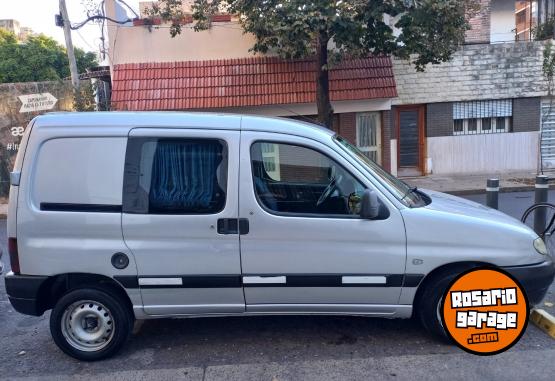 Utilitarios - Peugeot Partner 2009 Diesel 250000Km - En Venta