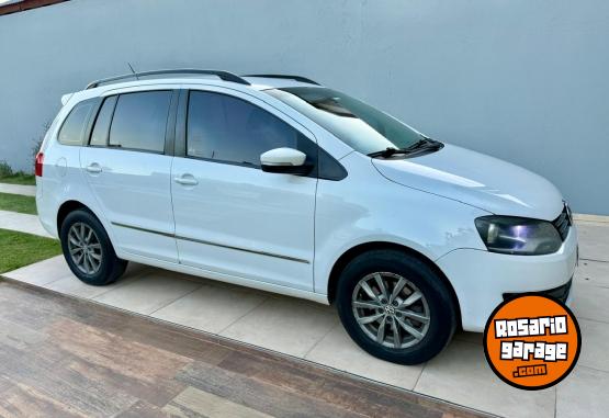 Autos - Volkswagen Suran Highline i-motion 2013 GNC - En Venta