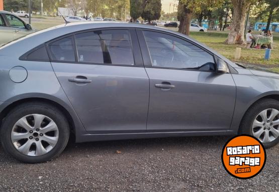 Autos - Chevrolet Cruze lt 2016 Nafta 180000Km - En Venta