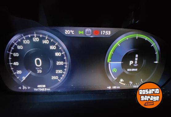Camionetas - Volvo XC 40 T4 KINECTIC 2021 Nafta 48500Km - En Venta