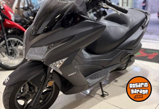 Motos - Kymco X TOWN 250 2025 Nafta 800Km - En Venta